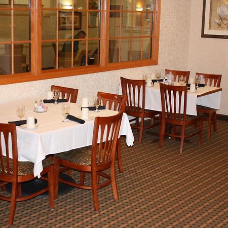 Holiday Inn Riverton-Convention Center By Ihg Exterior photo