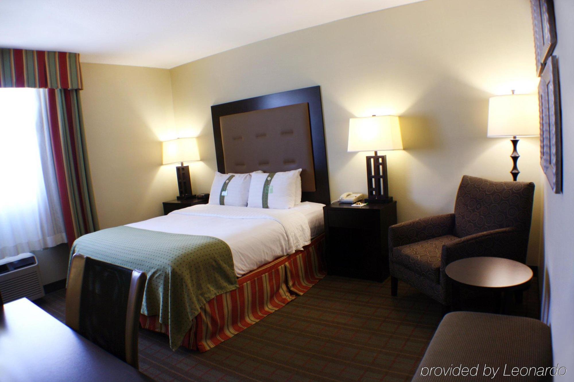 Holiday Inn Riverton-Convention Center By Ihg Exterior photo