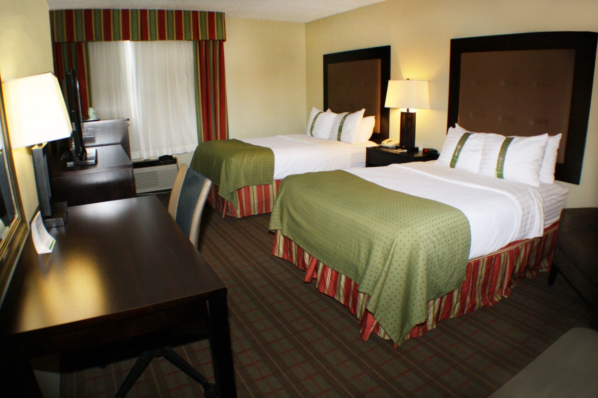 Holiday Inn Riverton-Convention Center By Ihg Exterior photo