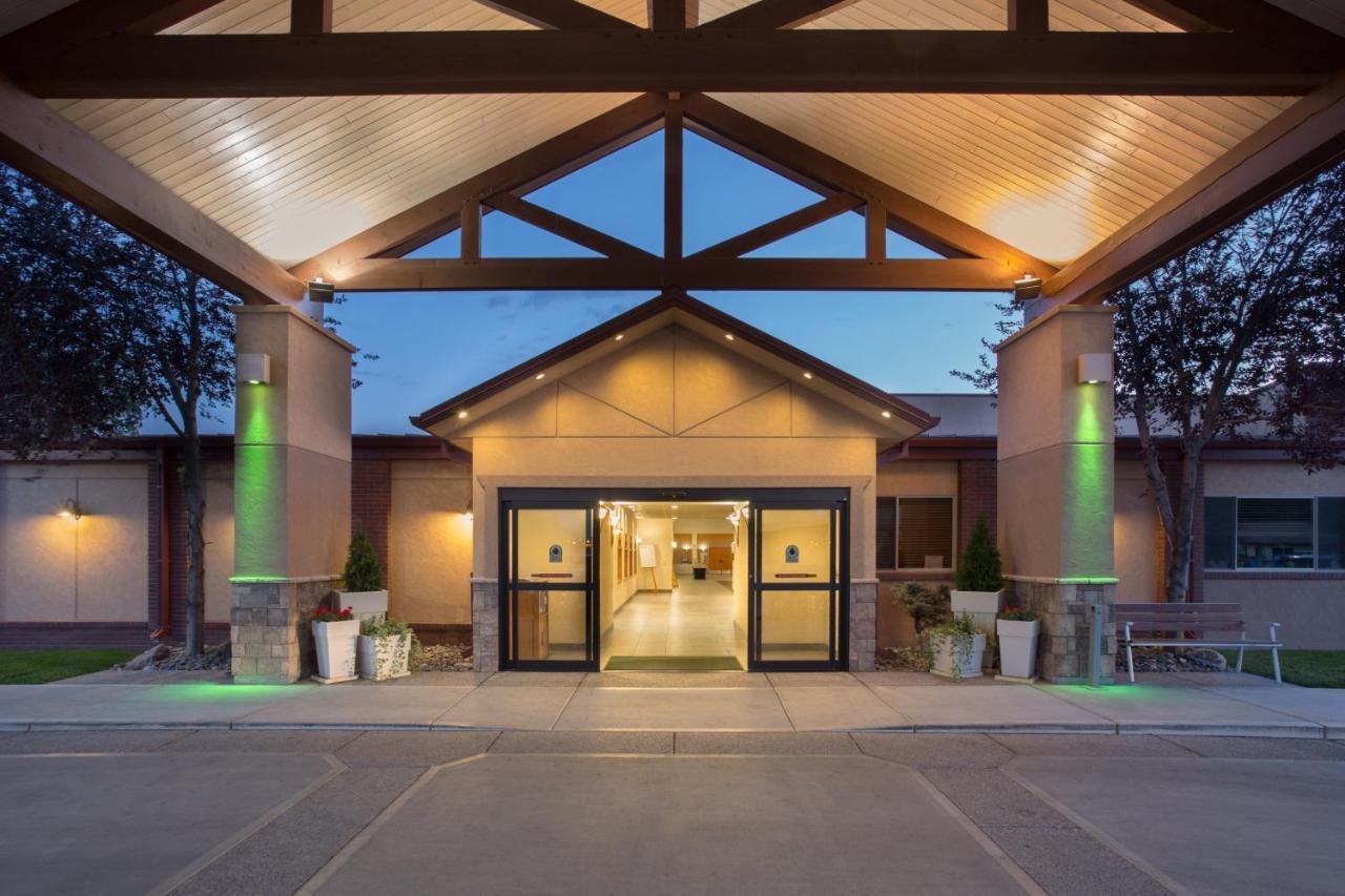 Holiday Inn Riverton-Convention Center By Ihg Exterior photo
