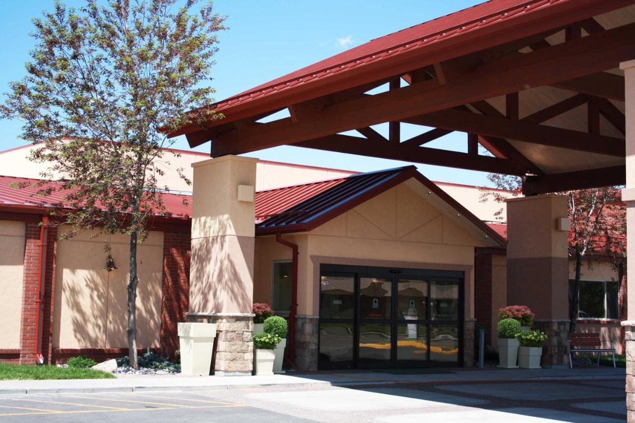 Holiday Inn Riverton-Convention Center By Ihg Exterior photo